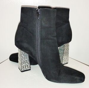 FANTASTIC BETSEY JOHNSON MALVIN ANKLE BOOTS